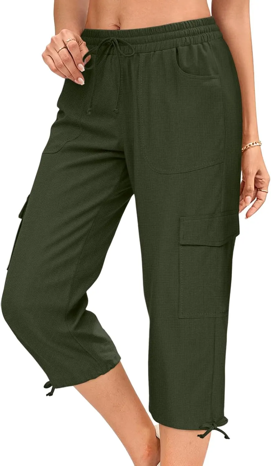 HOTGIFT Women Capris Cargo Pants 2025 Summer Hiking Pants Casual Lightweight Outdoor Quick Dry with 6 Pockets